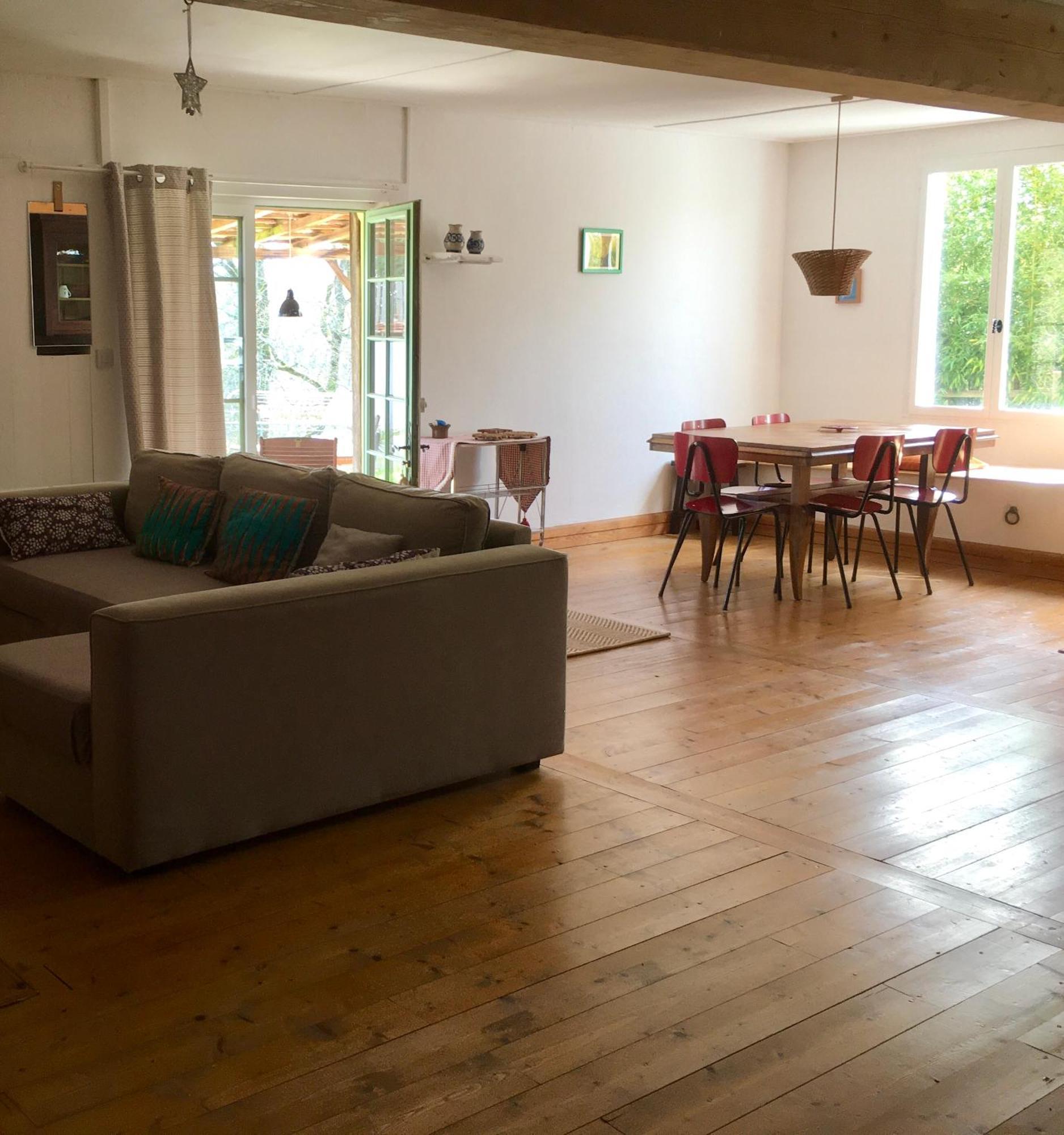 Les Didascalies Vic-Fezensac Kamer foto